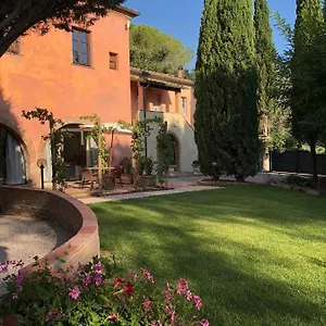 borgo-dolciano.it-tuscanyhotel.com/